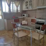Manousos Apartament *